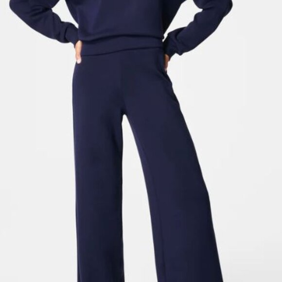 Spanx AirEssentials Matching Set with Tall Wide-leg Pant - Picture 1 of 4